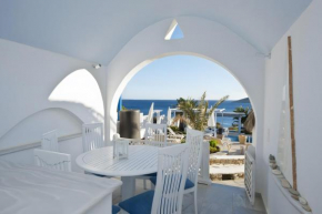 Blue Dolphin Antiparos Family Pool